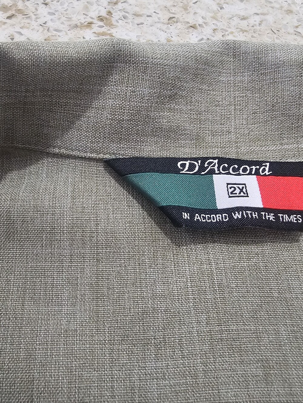 Men's 2xl Light Sage Button-Up Camp Shirt - Picture 5 of 5